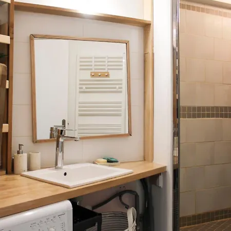 Charming Of 43 M2 In The Heart Of Apartment Paris
