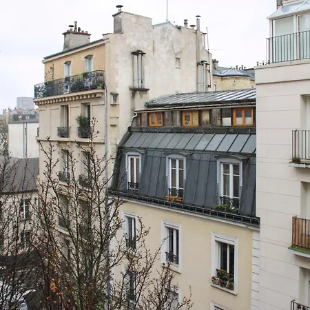 Charming Of 43 M2 In The Heart Of Daire Paris